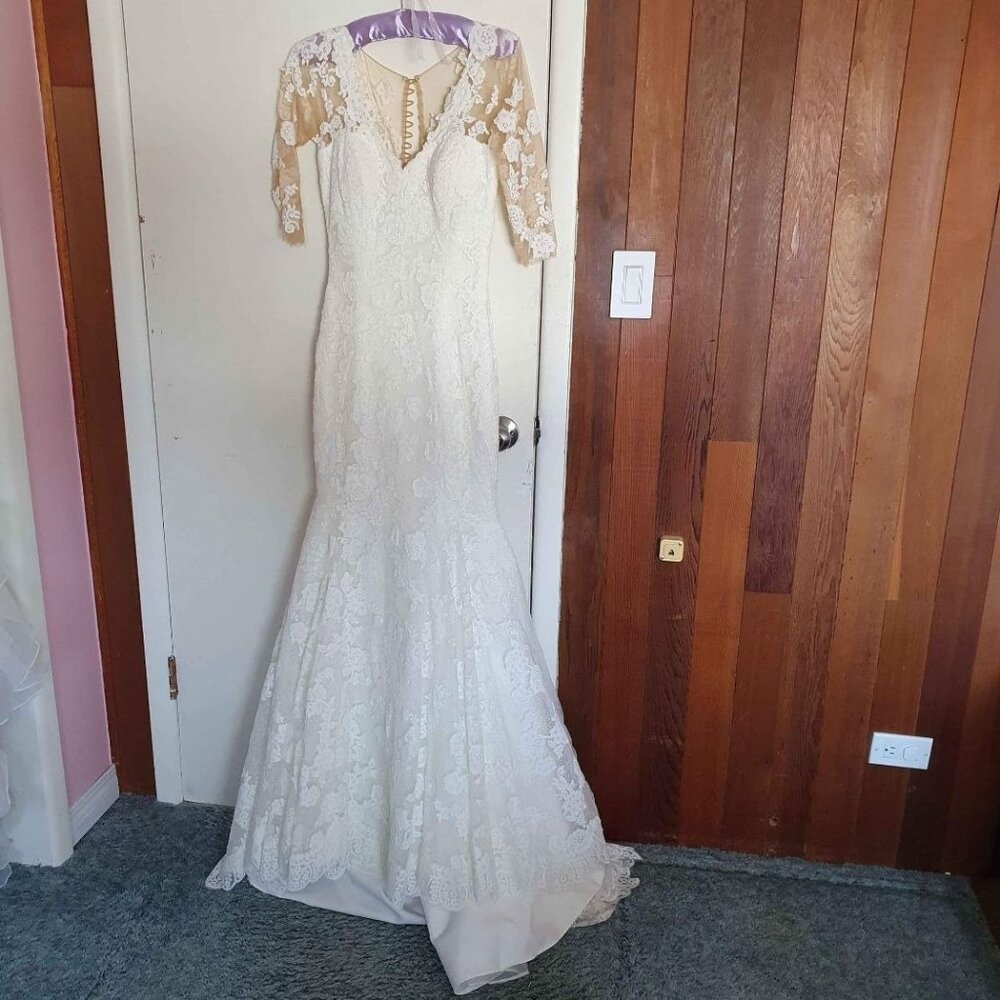 La Sposa wedding dress size 10 UK (£900 new)